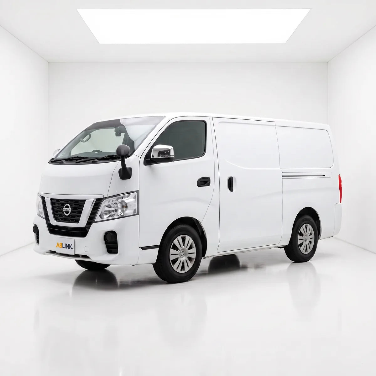 日产 NV350 商用面包车 — 新加坡卖商用车估价、过户与出售时机参考 | ABLINK